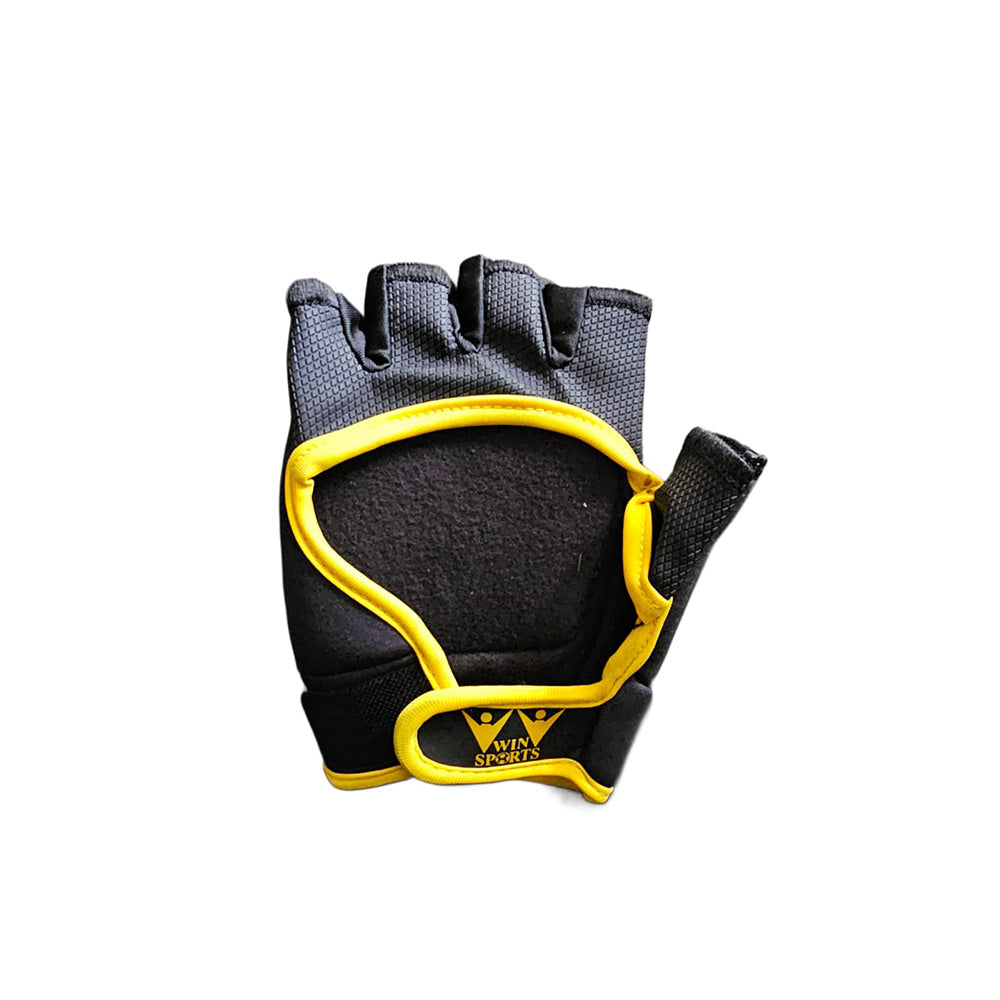 WIN Hurling Gloves Junior.