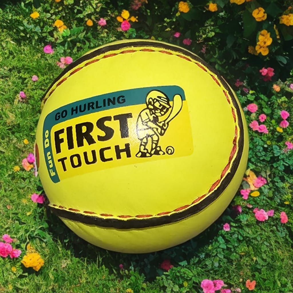 WIN Go Game Sliotars (First Touch)
