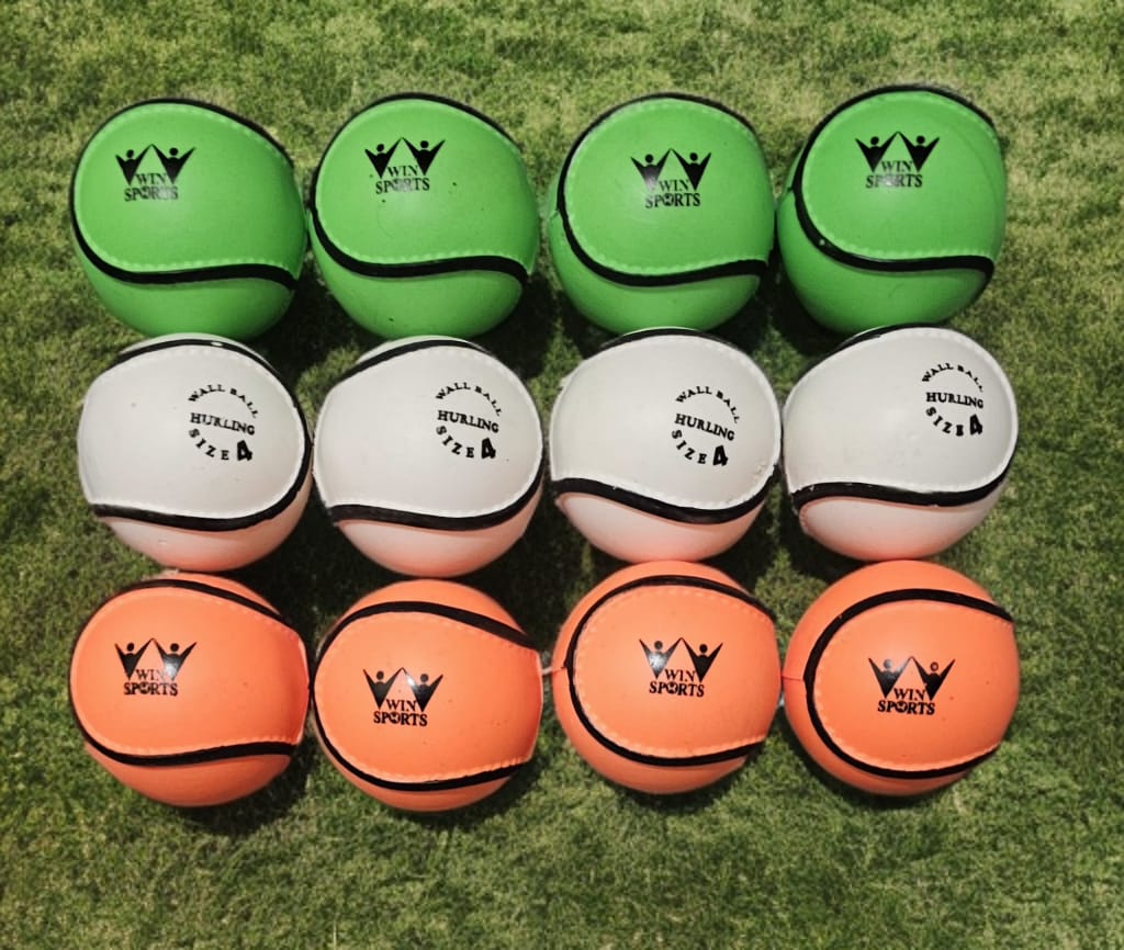 WIN Hurling Wall Balls. Size 4
